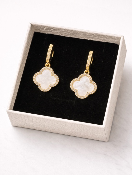 Nordstrom Jewelry - TU.LUXE 18k Gold Plated White Marbled Clover Drop Earrings with Crystal and case
